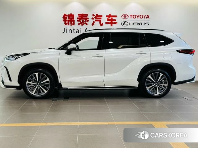 Toyota Crown Lufang id 4328799 из Китая 9
