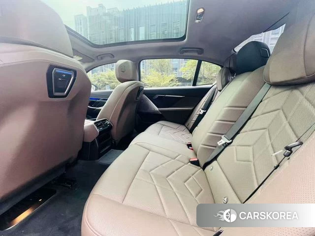 BMW 5 series id 4299550 из Китая 9