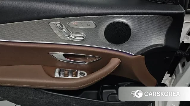 Mercedes-Benz E-Class W213 id 3413365 из Кореи 9