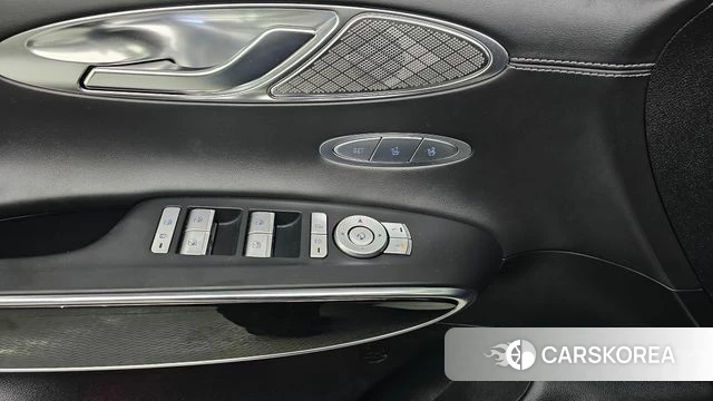 Genesis GV70 id 4585783 из Кореи 9