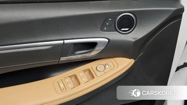 Hyundai Sonata (DN8) id 3318398 из Кореи 9