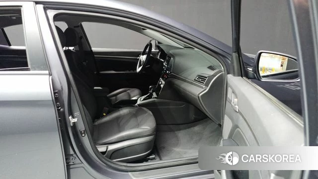Hyundai The New Avante AD id 4502477 из Кореи 9