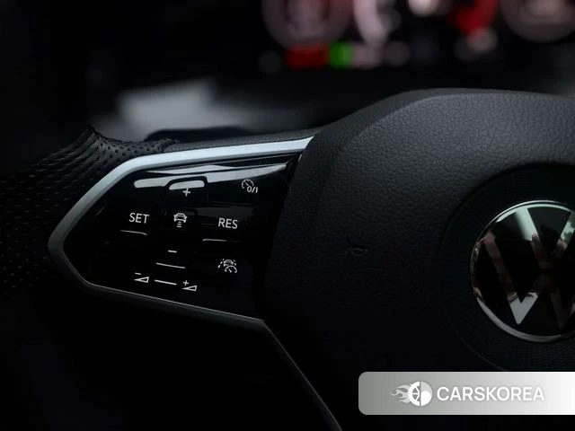 Volkswagen Golf GTI id 4298114 из Китая 9