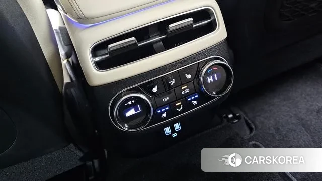 Genesis GV70 id 3690211 из Кореи 9