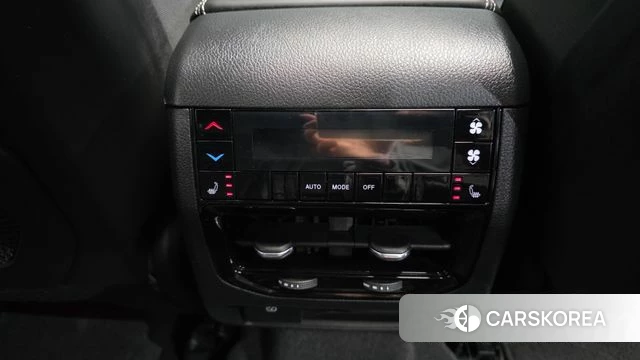 Jeep Grand Cherokee (WL) id 3877632 из Кореи 9