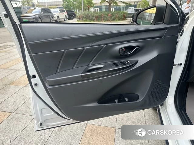 Toyota YARIS L Zhixuan id 4273417 из Китая 9