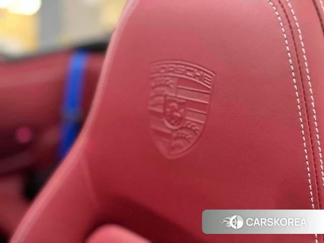 Porsche 911(992) id 4335404 из Кореи 9
