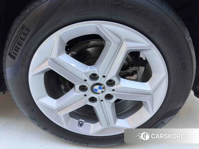 BMW X1 id 4301414 из Китая 9
