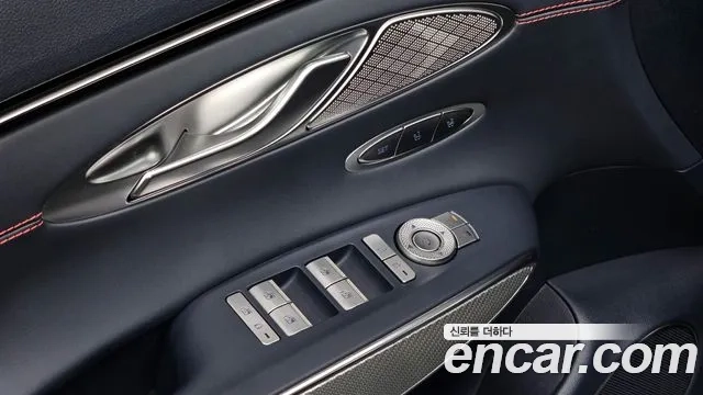 Genesis GV70 id 2950477 из Кореи 9