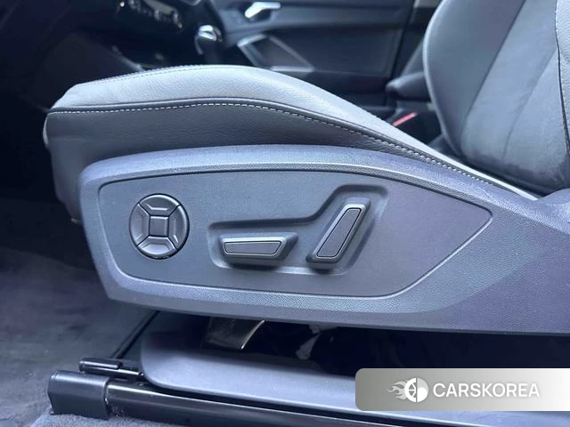 Audi Q3 id 4272792 из Китая 9