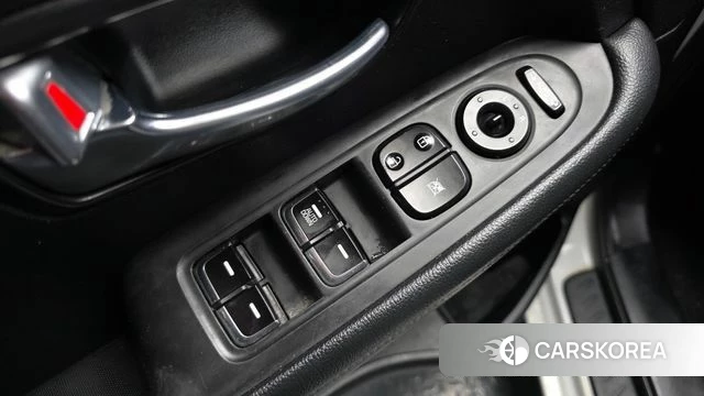 Kia The New Carens id 3801824 из Кореи 9