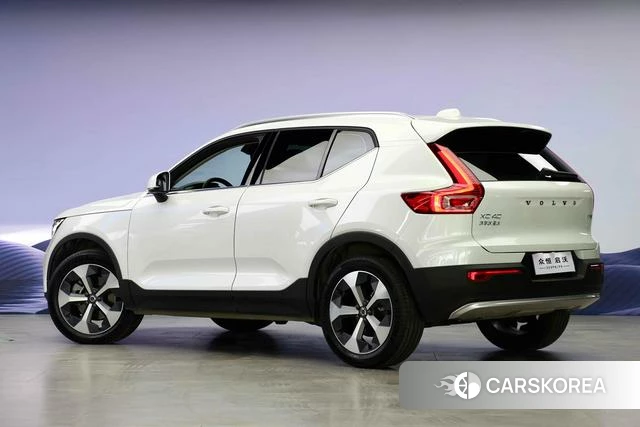 Volvo XC40 id 4210897 из Китая 9