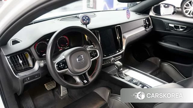 Volvo V60 id 3890874 из Китая 9