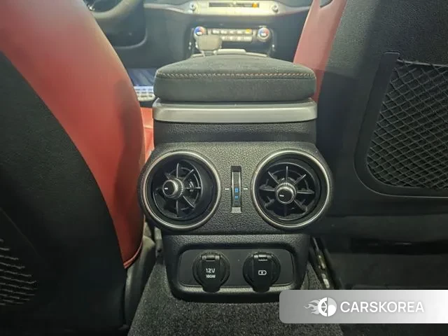 Kia Stinger id 3713980 из Кореи 9