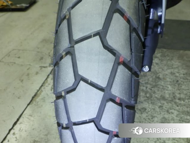 Honda X-ADV 750 id 4184387 из Японии 9