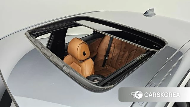 BMW 5 Series (G30) id 3955995 из Кореи 9