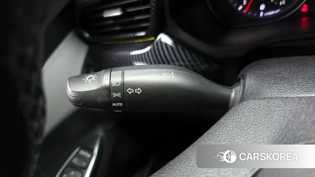 Hyundai Veloster (JS) id 3728128 из Кореи 9