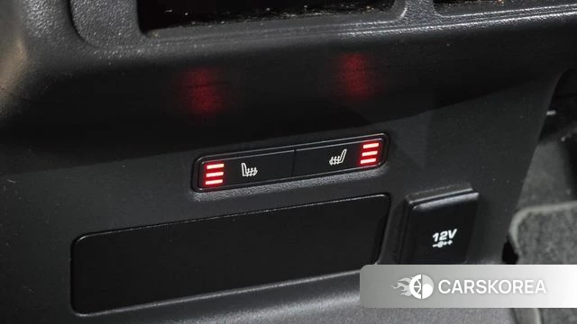 Land Rover Range Rover Velar id 3942716 из Кореи 9