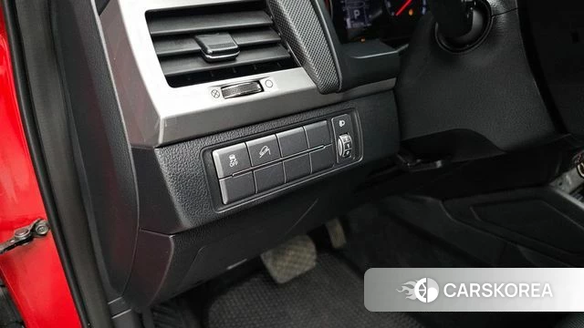 Ssangyong Rexton Sports id 3893986 из Кореи 9