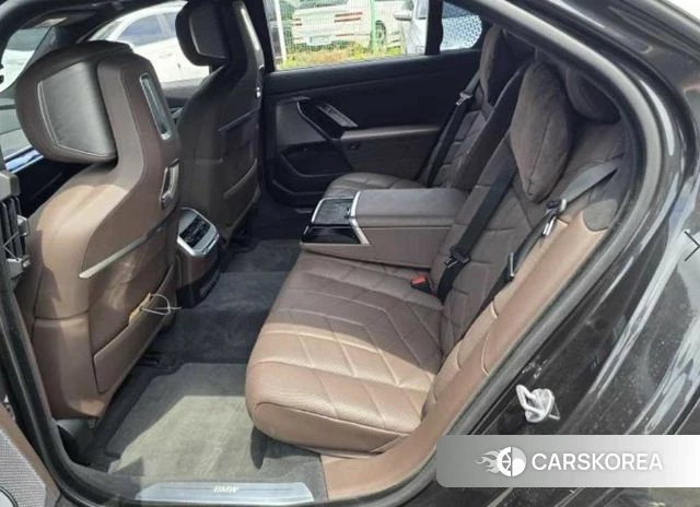 BMW 7 Series (G70) id 4308741 из Кореи 9