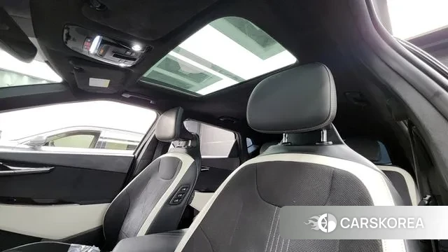 Kia EV6 id 3620232 из Кореи 9