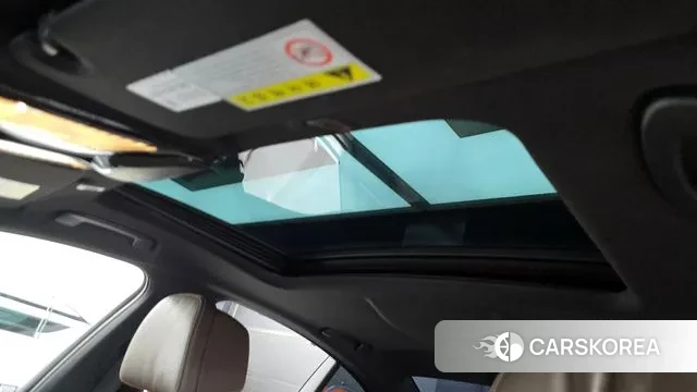 BMW 5 Series (G30) id 3013255 из Кореи 9