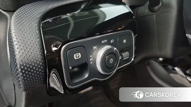 Mercedes-Benz A-Class W177 id 3003949 из Кореи 9