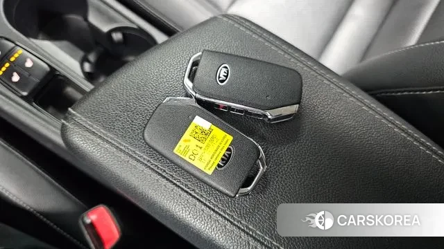 Kia The New Niro id 2970139 из Кореи 9