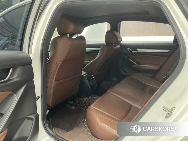 Honda Yingshipai id 4264136 из Китая 9