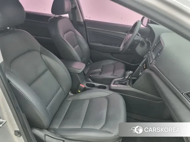 Hyundai Avante AD id 3520516 из Кореи 9