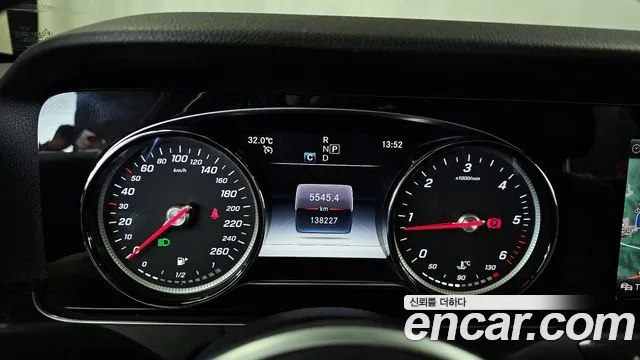 Mercedes-Benz E-Class W213 id 2695914 из Кореи 9