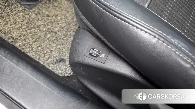 Peugeot 2008 id 3709362 из Кореи 9