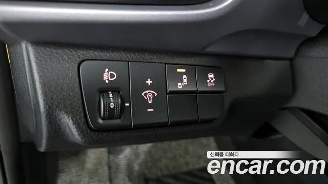 Kia Stonic id 2733619 из Кореи 9