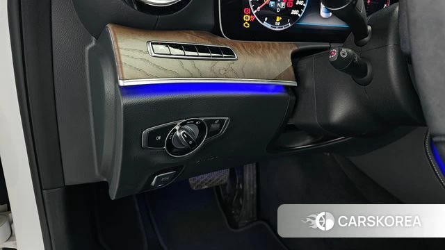 Mercedes-Benz E-Class W213 id 4339512 из Кореи 9