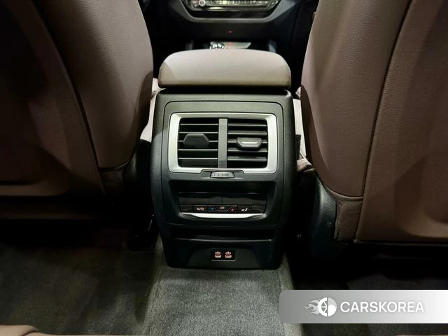 BMW X3 id 3882384 из Китая 9