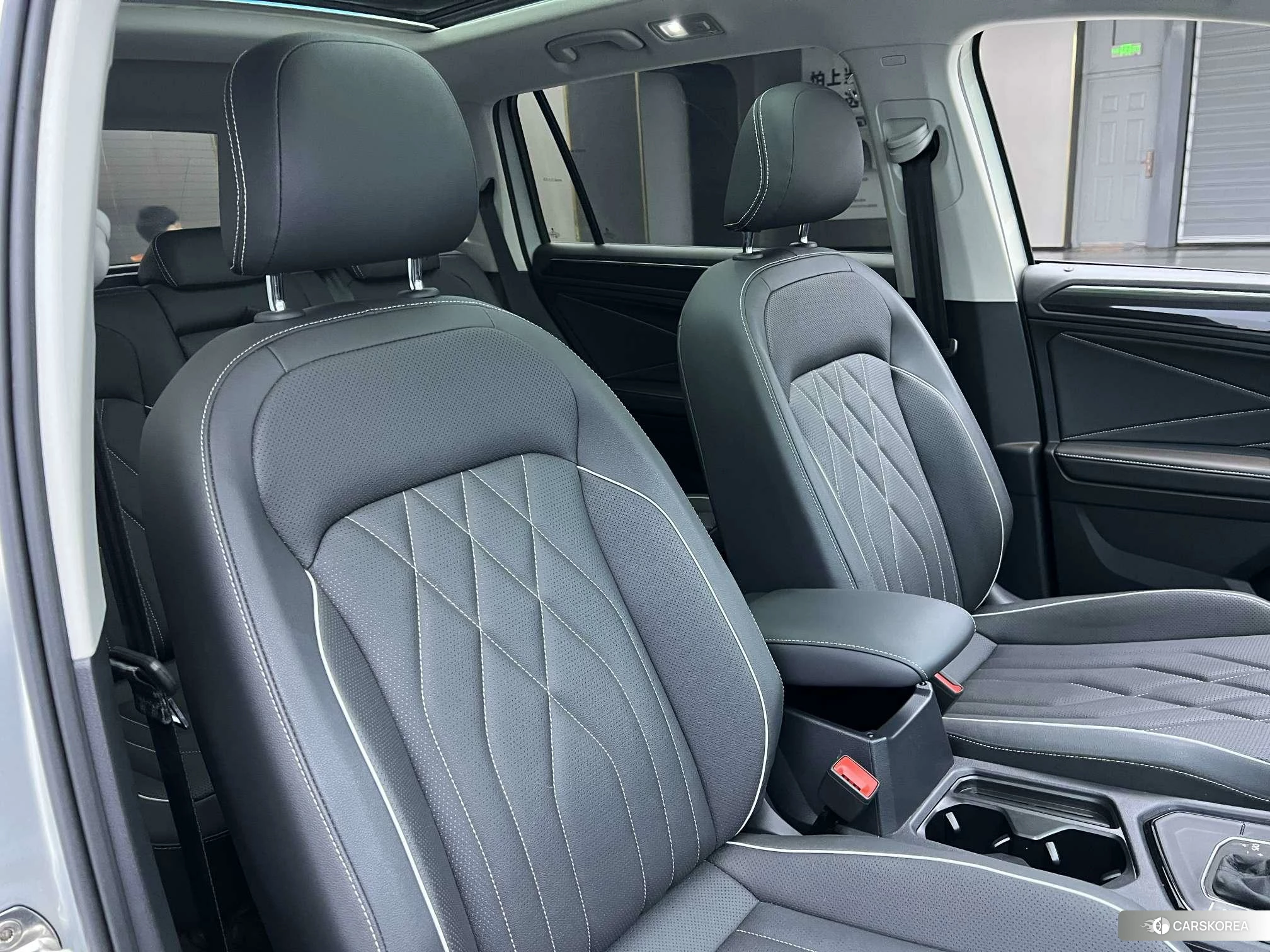 Volkswagen Tiguan L id 4406051 из Китая 9