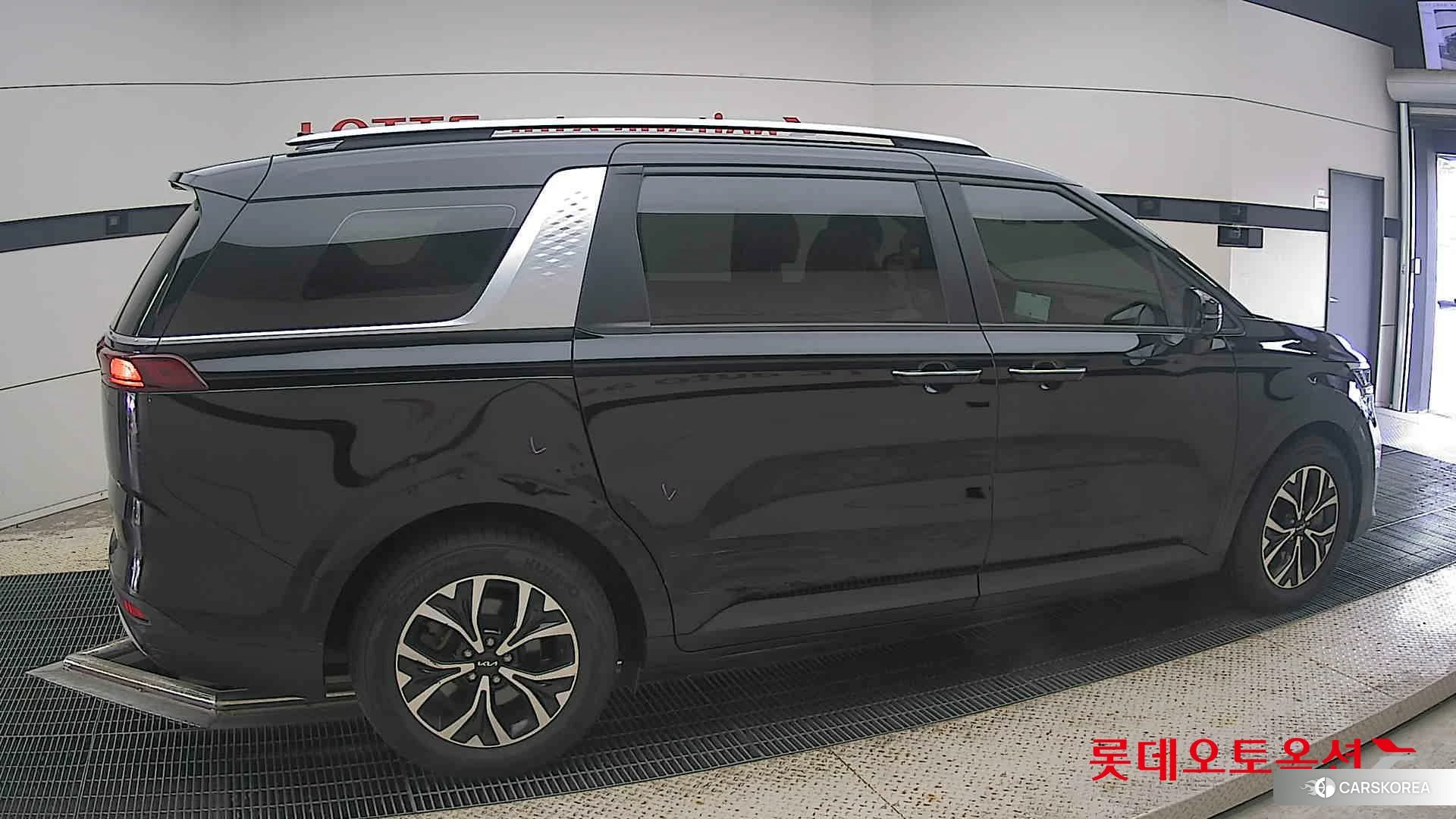 Kia Carnival id 4909291 из Кореи 9