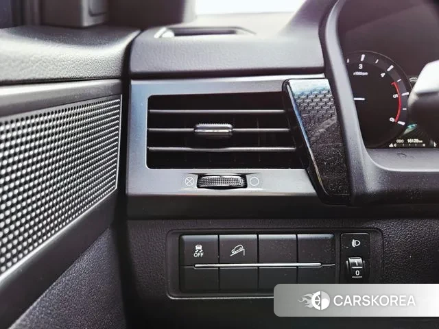 Ssangyong The New Rexton Sport id 3290663 из Кореи 9