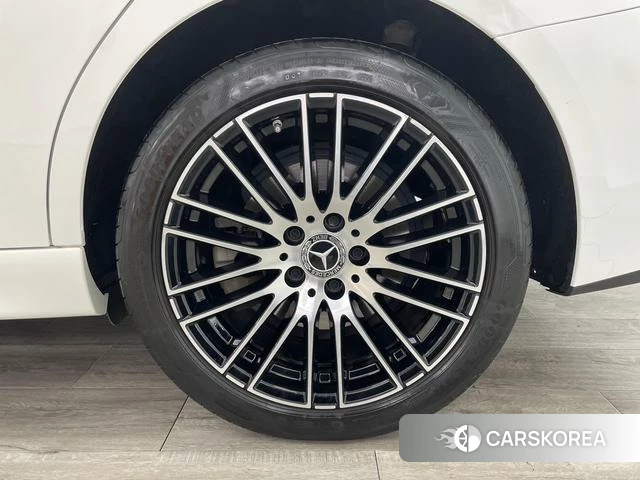 Mercedes-Benz Class C id 4277861 из Китая 9