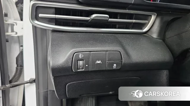 Hyundai Avante (CN7) id 3551243 из Кореи 9