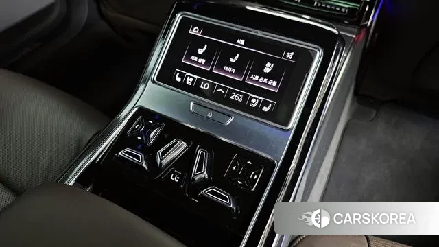 Audi A8 (D5) id 3059776 из Кореи 9