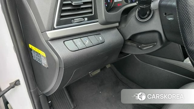 Hyundai Avante AD id 4850073 из Кореи 9