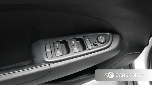 Hyundai Venue id 3698276 из Кореи 9