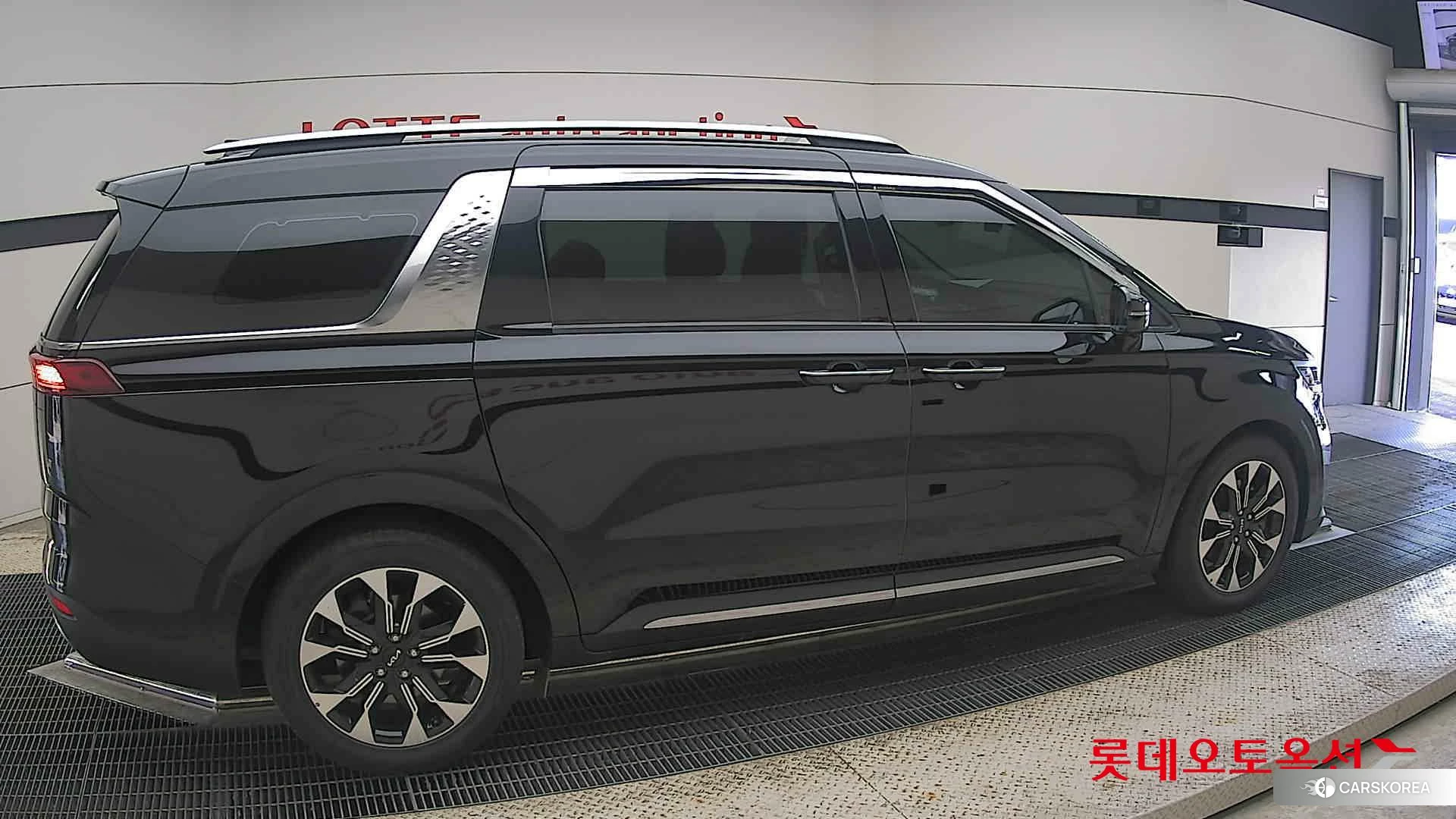 Kia Carnival id 4504365 из Кореи 9