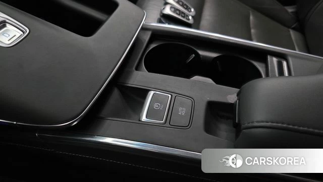 Hyundai The New Grandeur IG Hybrid id 4712897 из Кореи 9