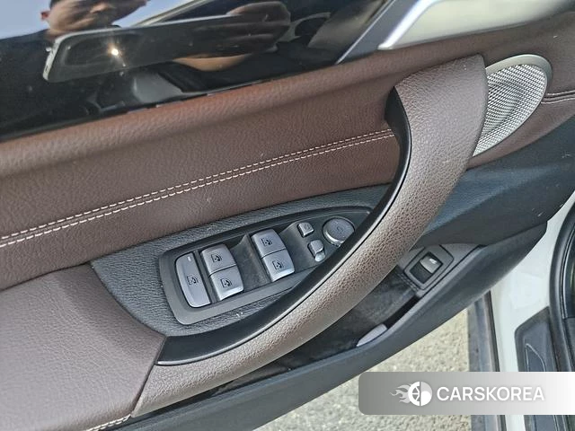 BMW X1 id 4399919 из Китая 9