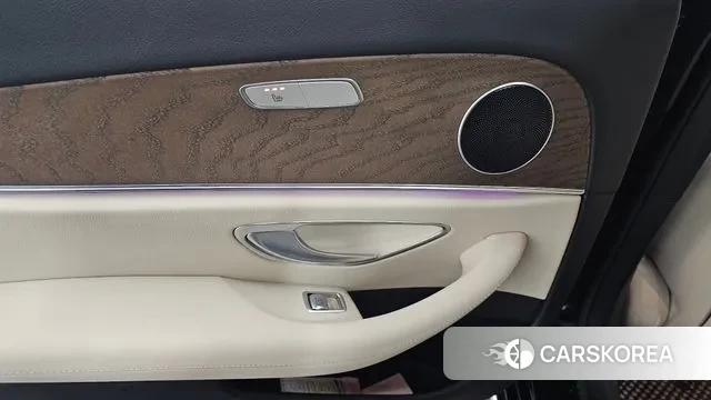 Mercedes-Benz E-Class W213 id 3712349 из Кореи 9