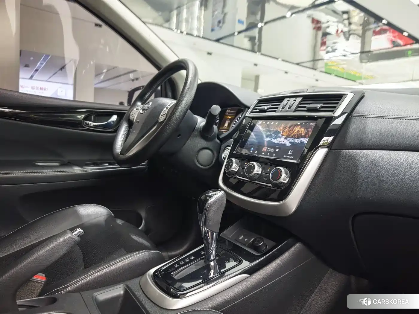 Nissan Tiida id 4538566 из Китая 9