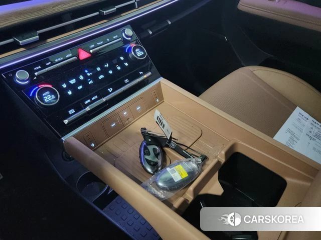 Hyundai Santa Fe (MX5) id 4842454 из Кореи 9
