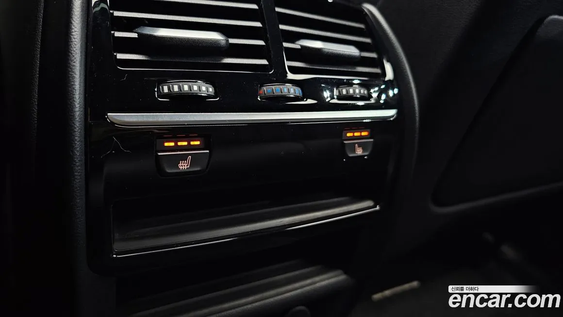 BMW 5 Series (G30) id 1798898 из Кореи 9